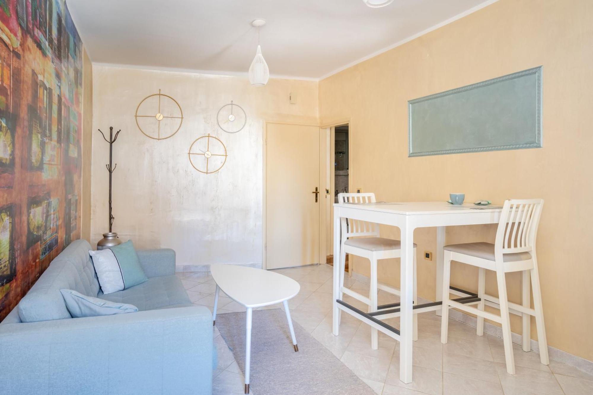 Central Apartments Circolo 罗维尼 外观 照片