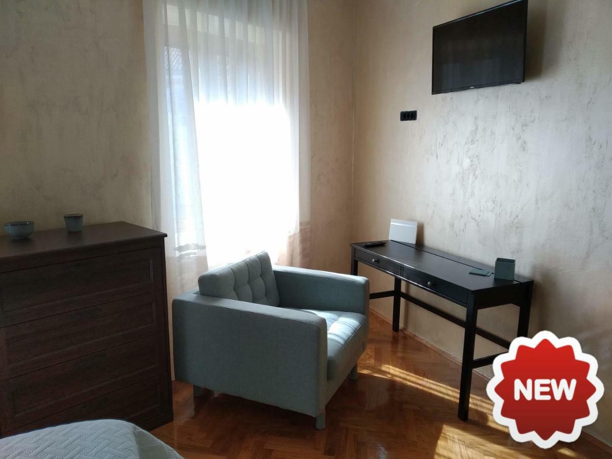 Central Apartments Circolo 罗维尼 外观 照片